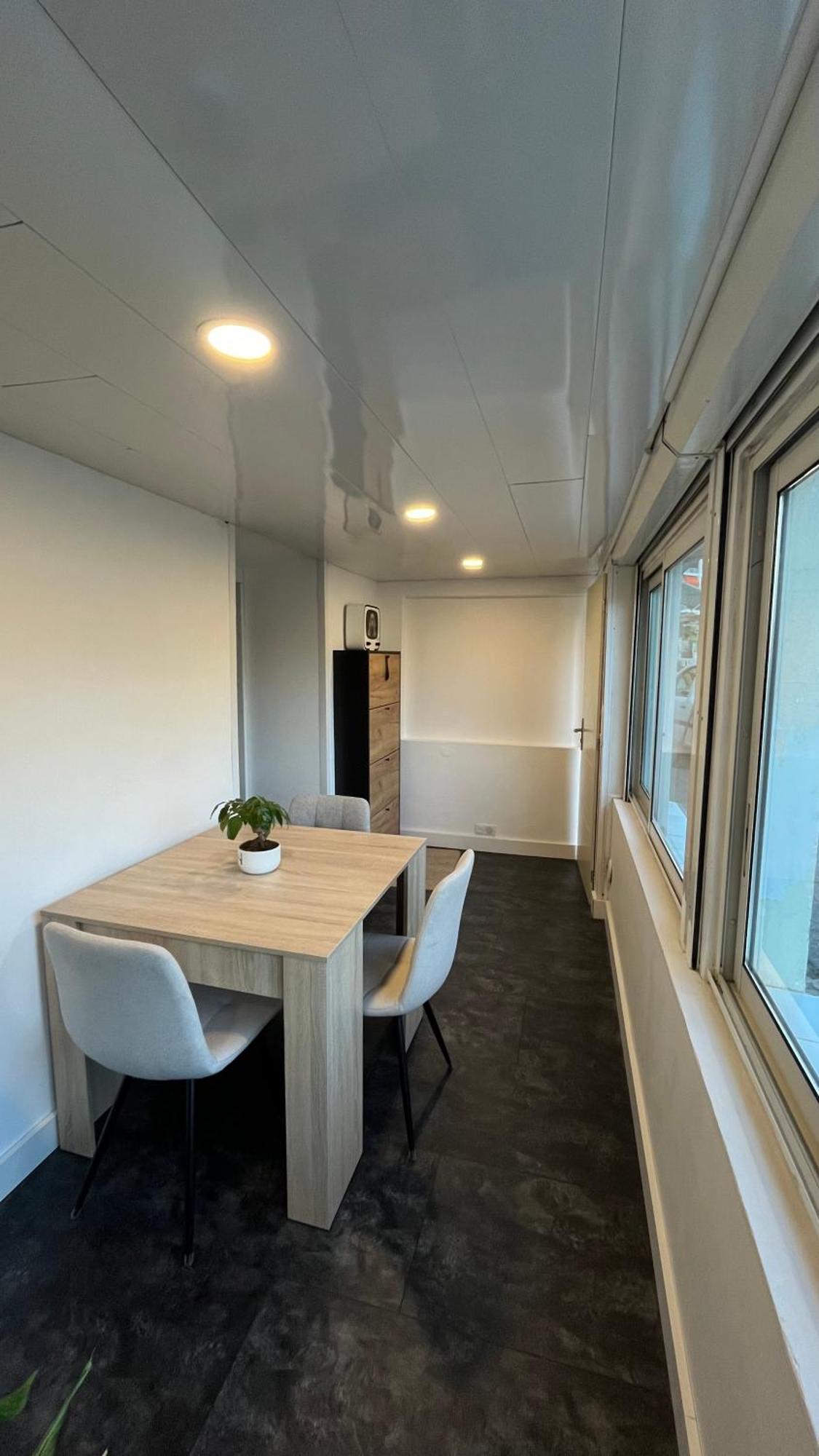 Appartement Au Port De Nice, Proche Des Plages *
